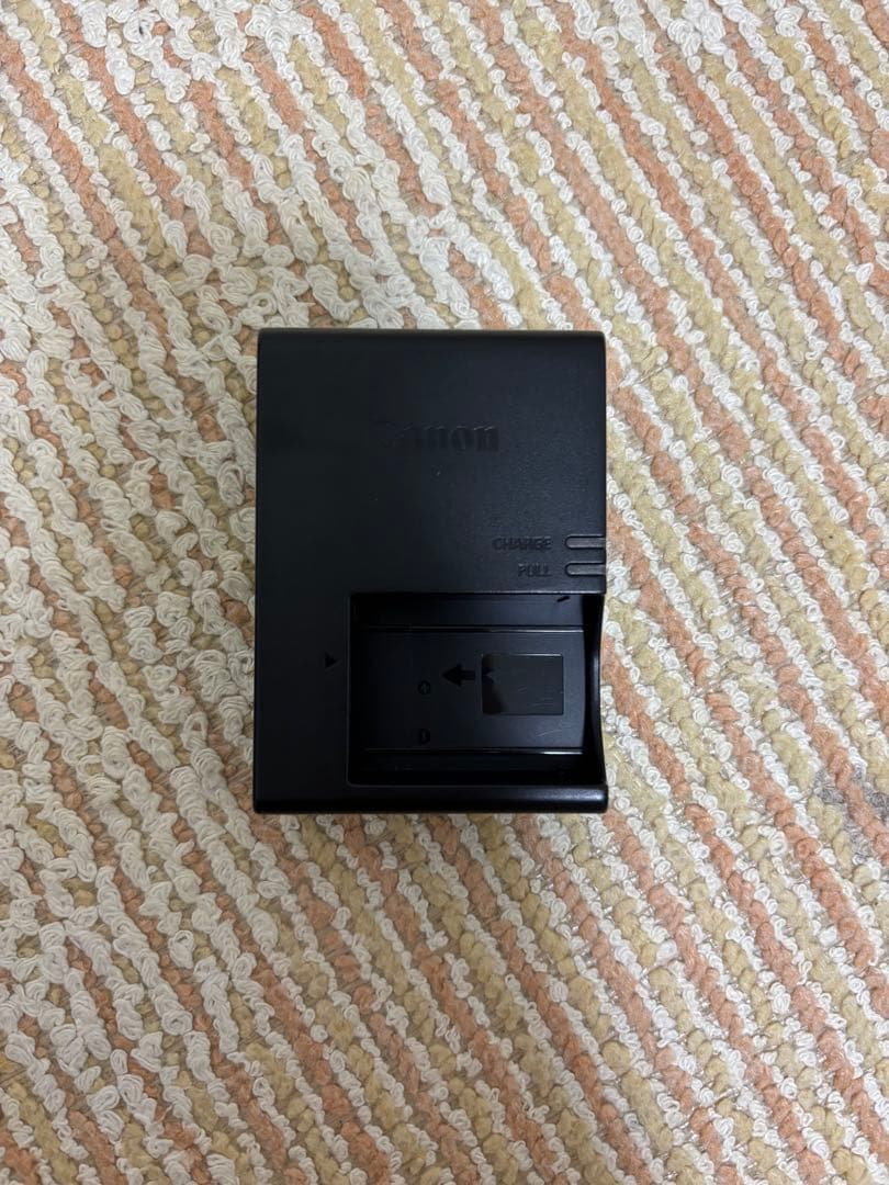 Canon EOS Kiss x10i ダブルズームキット