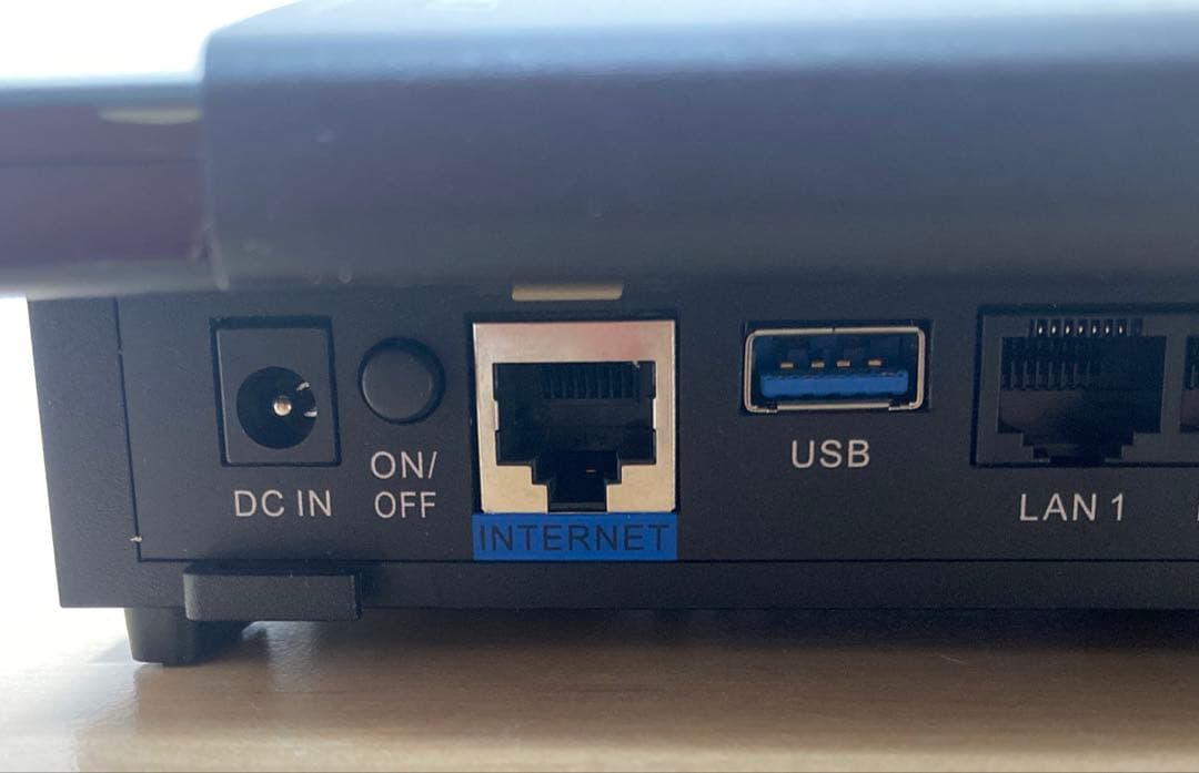 バッファローAirStation WiFi6 5700 WXR-5700AX7P
