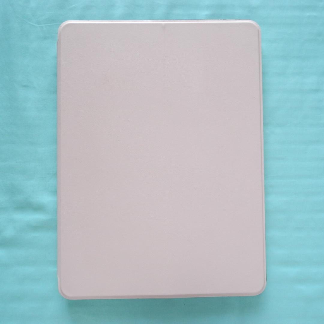 バッテリー新品 第8世代iPad ケース・新品ペン付