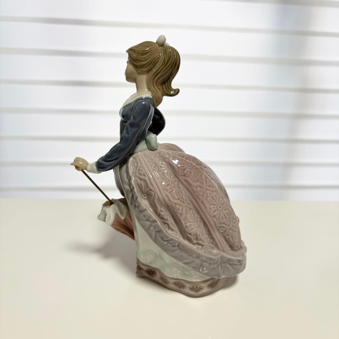 LLADRO リヤドロ パラソルの娘（待ちぼうけ） #5212 陶器 置物