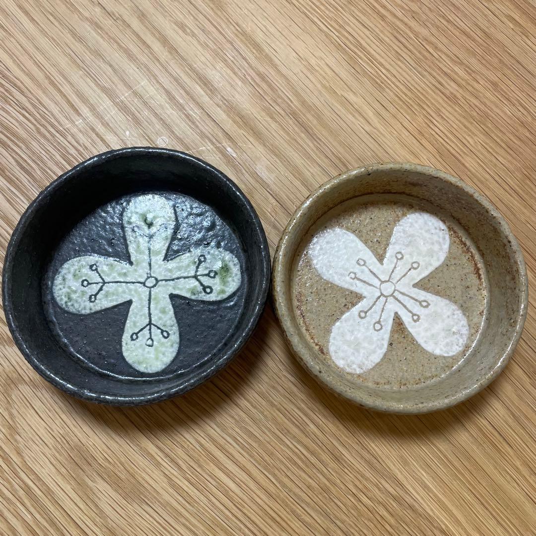 【北川タケシ】小丸皿　作家のうつわ　美品　花絵柄　2枚セット