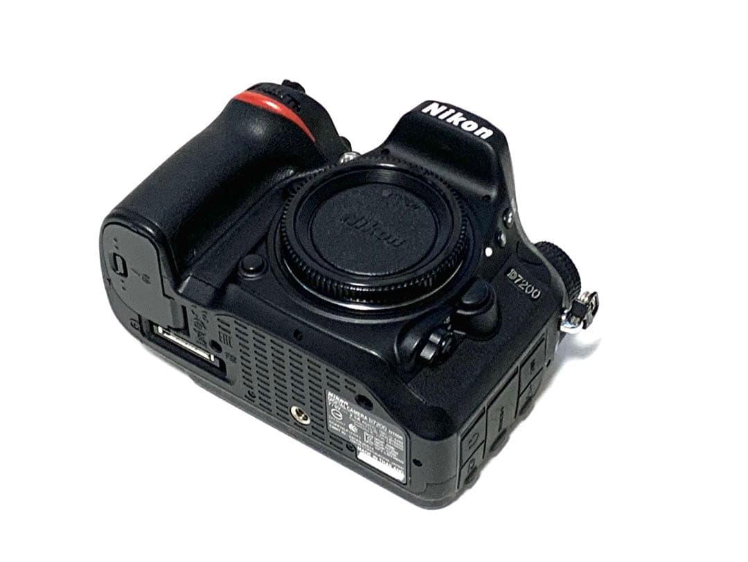 ☆撮影数極少220回☆Nikon D7200 ボディのみ　ニコンDX機