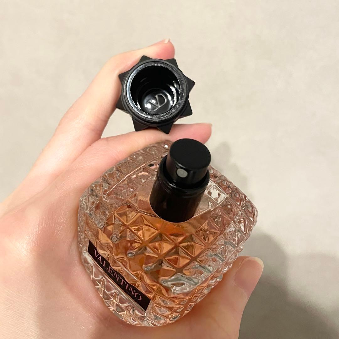 VALENTINO ドンナボーン　インローマ　オードパルファム 30ml