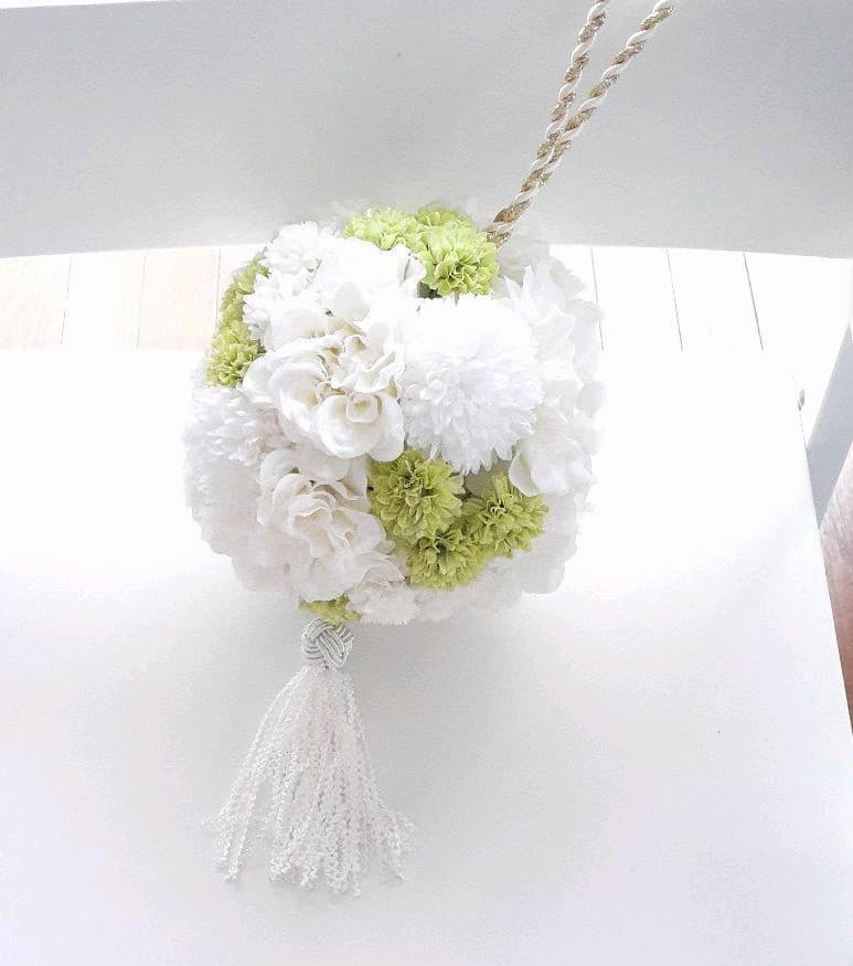 ボールブーケ　オーダー　結婚式　前撮り写真