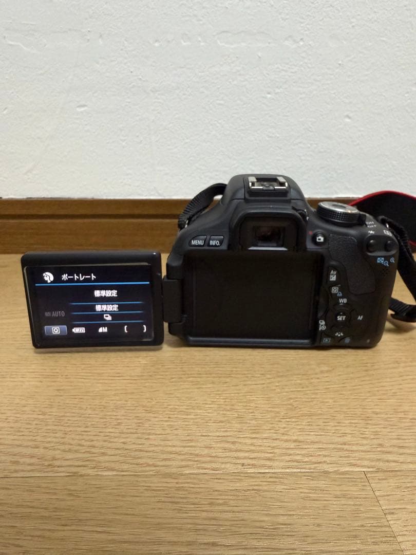 Canon EOS KissX5 ダブルズームキット 完品 動作確認済 一眼レフ