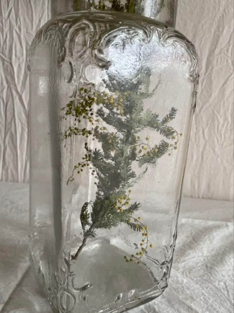 フランスアンティーク　ガラスのボンボニエール　花瓶　ラトリエブロカント