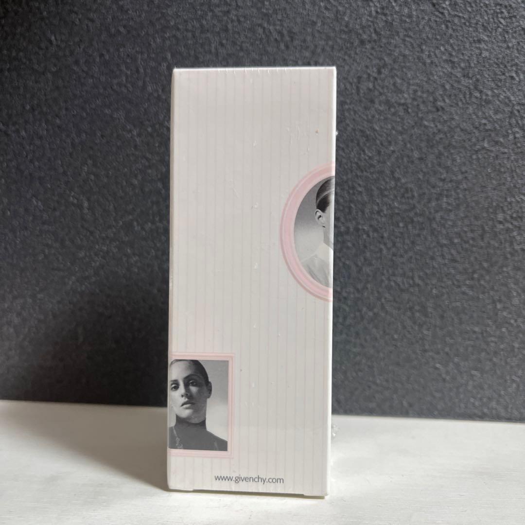 新品未使用 ジバンシィ GIVENCHY オードモワゼル フローラル 50ml