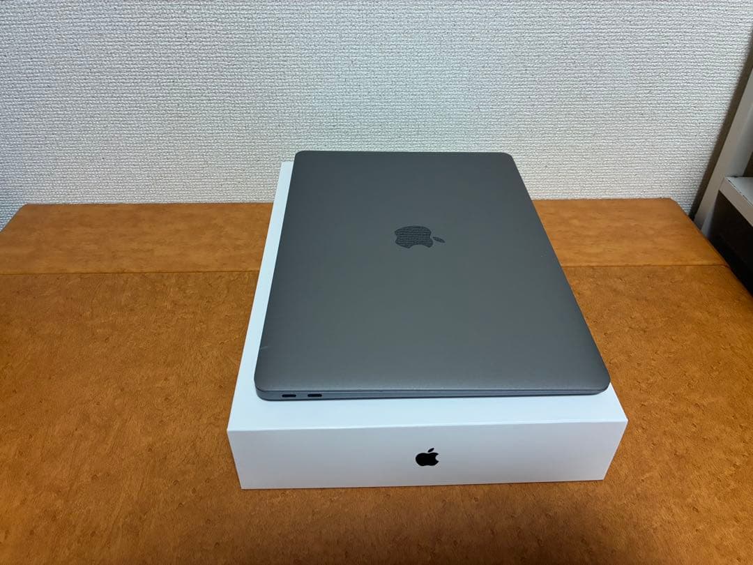 MacBook Air (M1, 2020) 13.3インチ16GB512GB