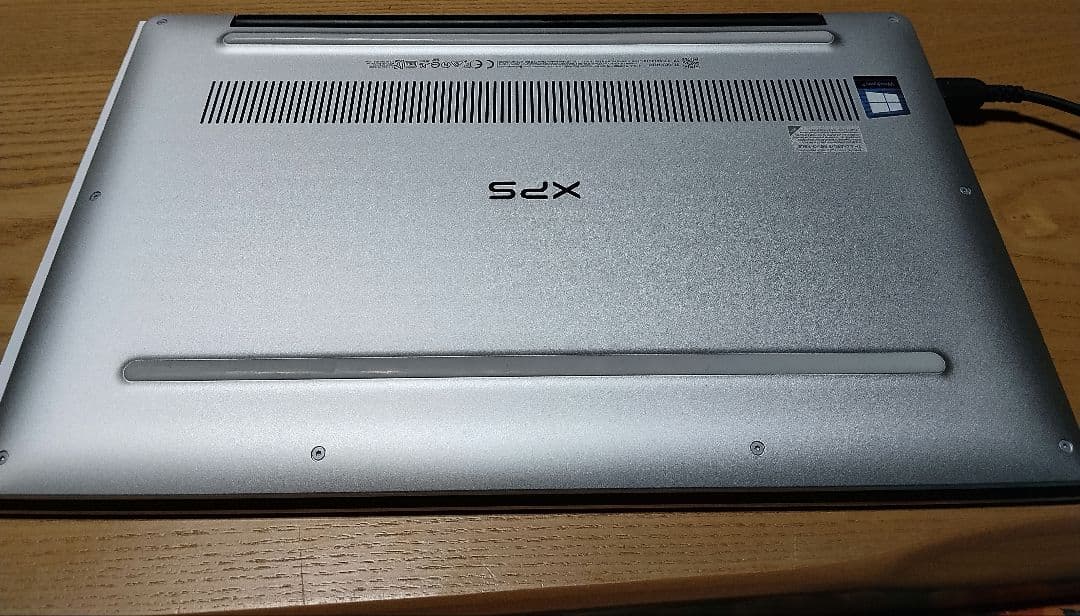 Windowsノート本体 DELL XPS 9305 i7/16GB/SSD512GB