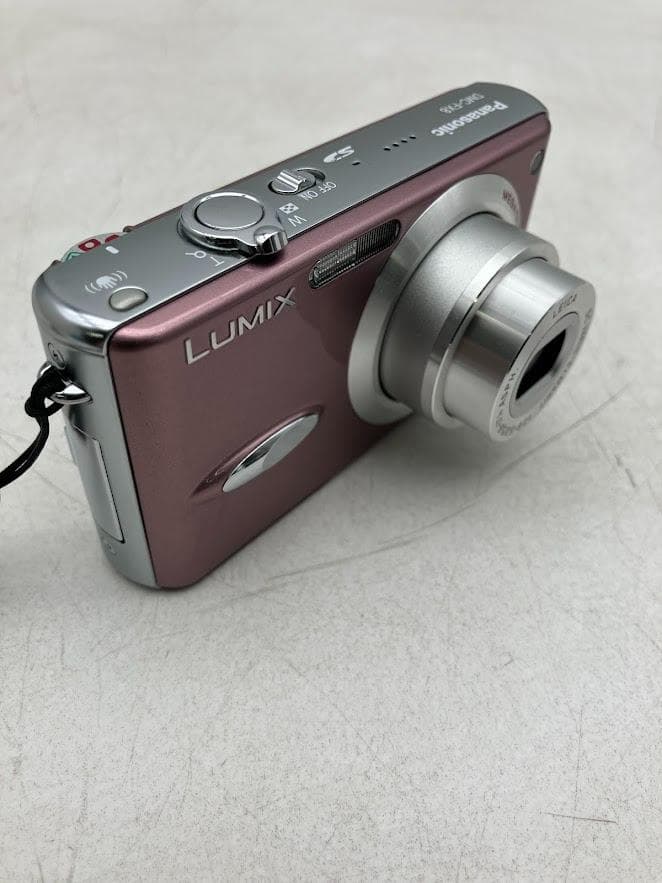 美品　Panasonic DMC-FX8 デジタルカメラ　ピンク