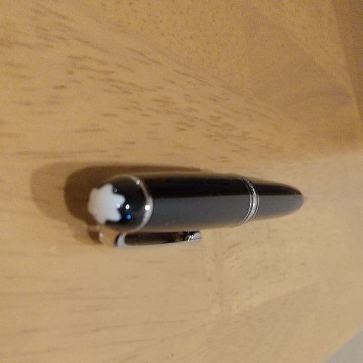 MONTBLANCボールペンプラチナライン