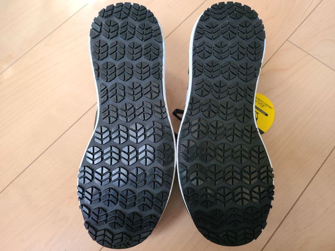 新品！Mizuno 安全靴 25 ブラック/レッド セーフティシューズ ミズノ