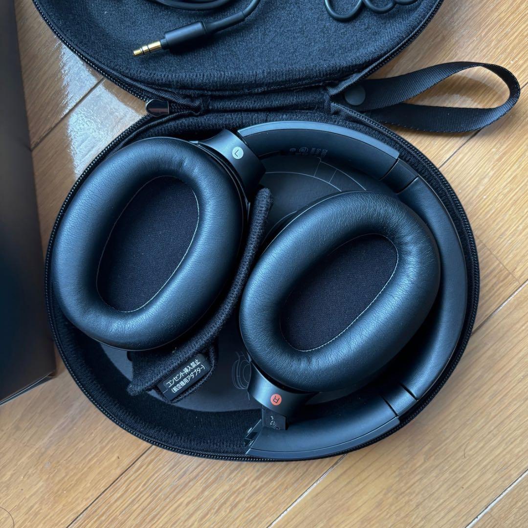 WH-1000XM2B SONY ヘッドホン　ノイズキャンセリング