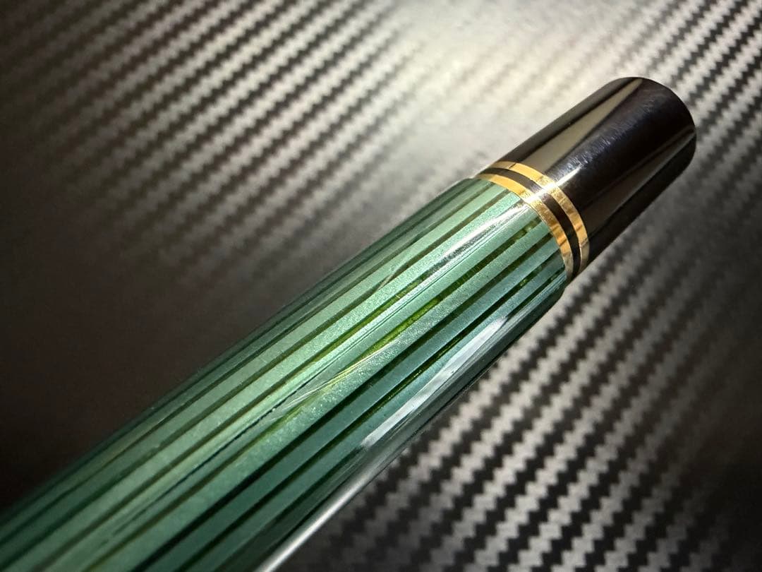 未使用に近い ペリカン スーベレーン PF刻印 M800 万年筆 緑縞 B 太字