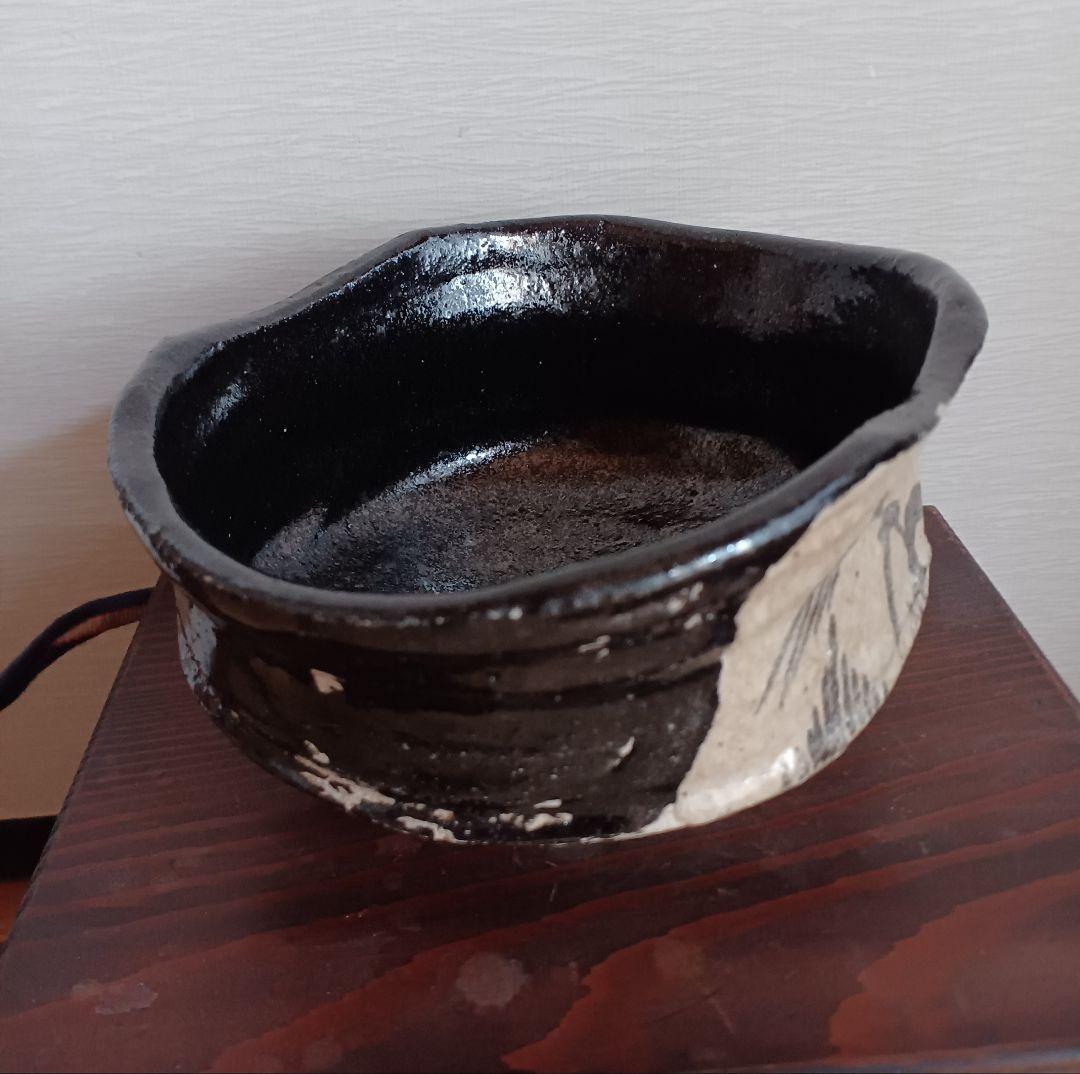 No231　加藤春岱作 黒織部沓茶碗　江戸期