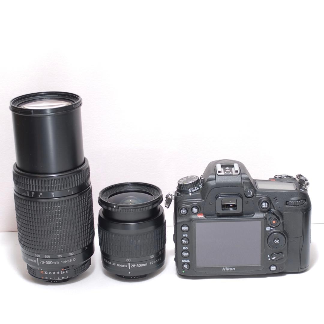 スポーツ観戦におすすめ✨高速連写✨Nikon D7000✨ニコン✨ダブルレンズ