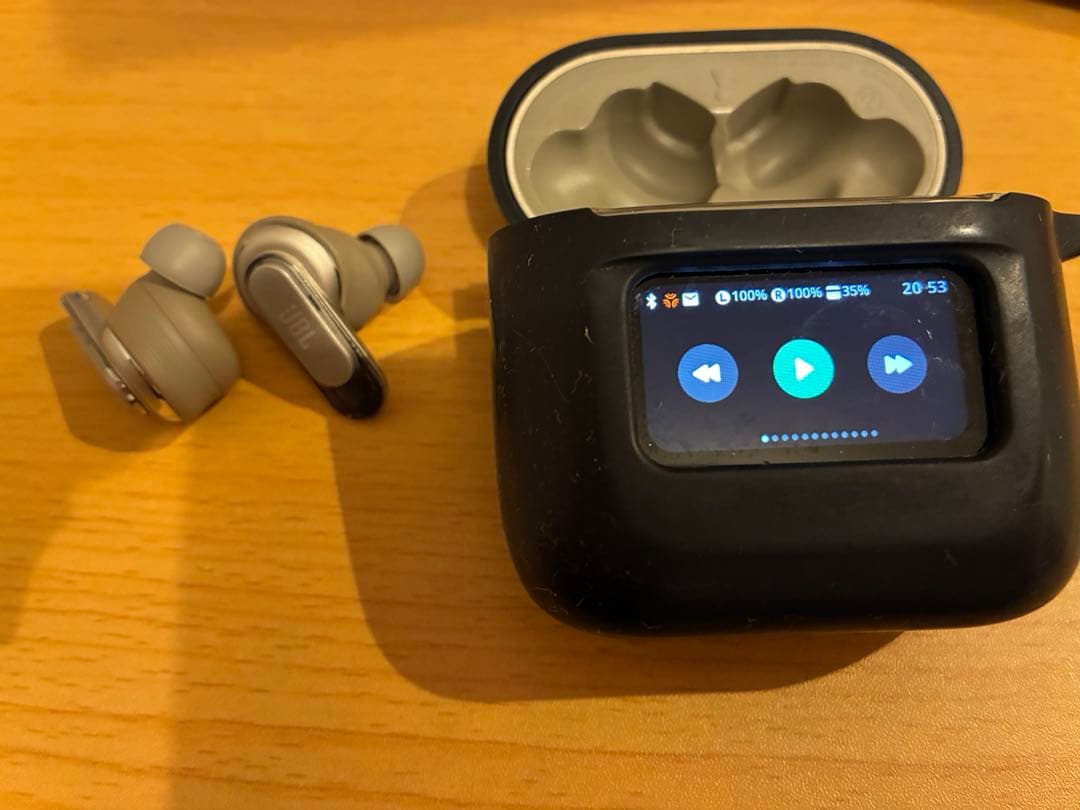 JBL TOUR PRO 2　ブラック