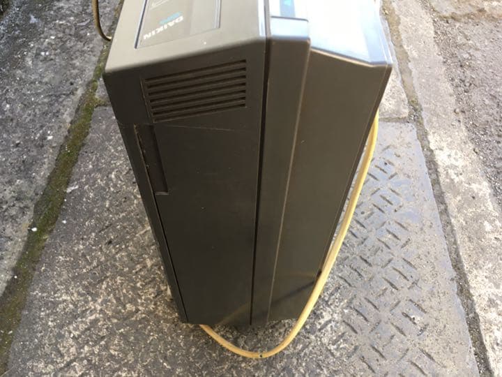 大人気　ダイキン　空気清浄器