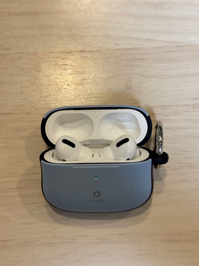 Apple AirPods Pro 初代　iFace純正ケース付き