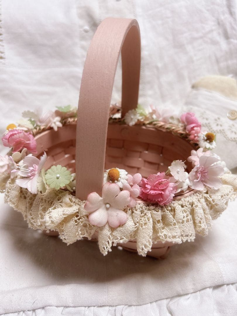 ハンドメイド ピンクの布花リースバスケット