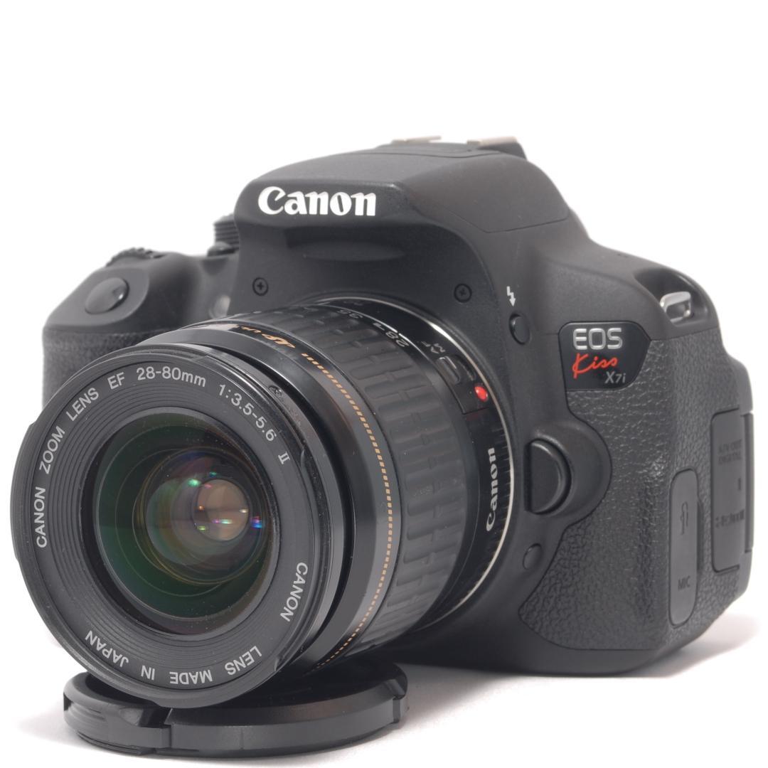 ⭐️バリアングル液晶搭載⭐️Canon Kiss X7i キャノン　デジタル一眼