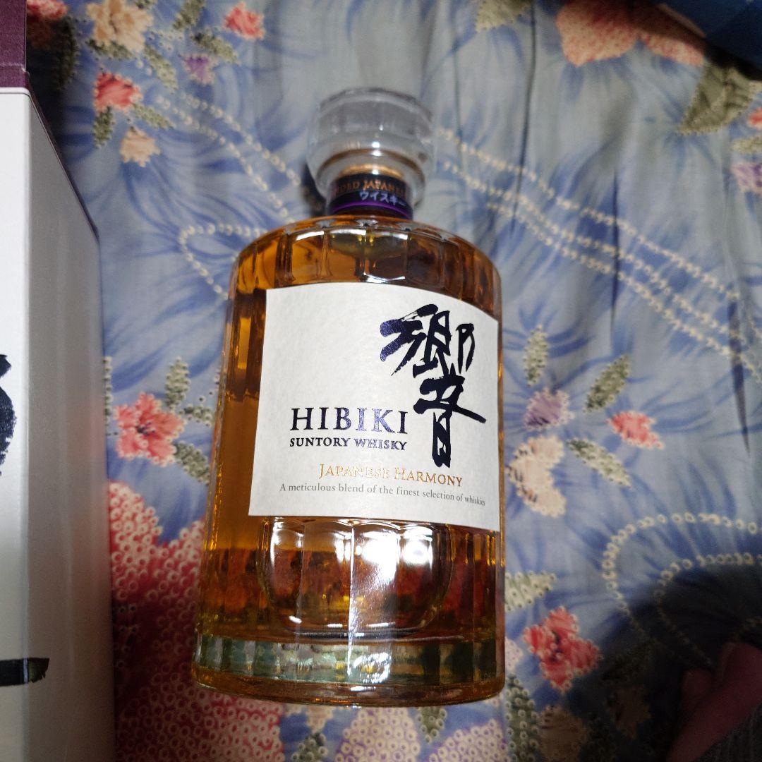 サントリー 響 ジャパニーズハーモニー 700mL