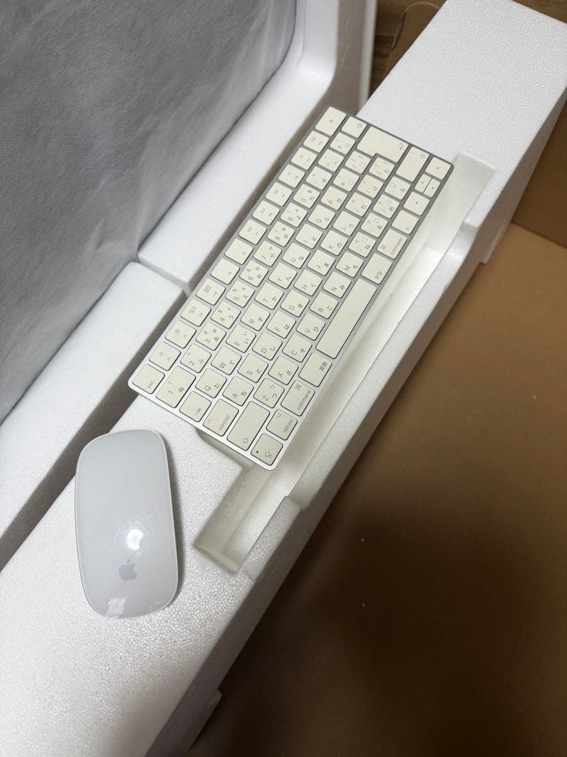 Apple iMac 本体 + キーボード + マウス