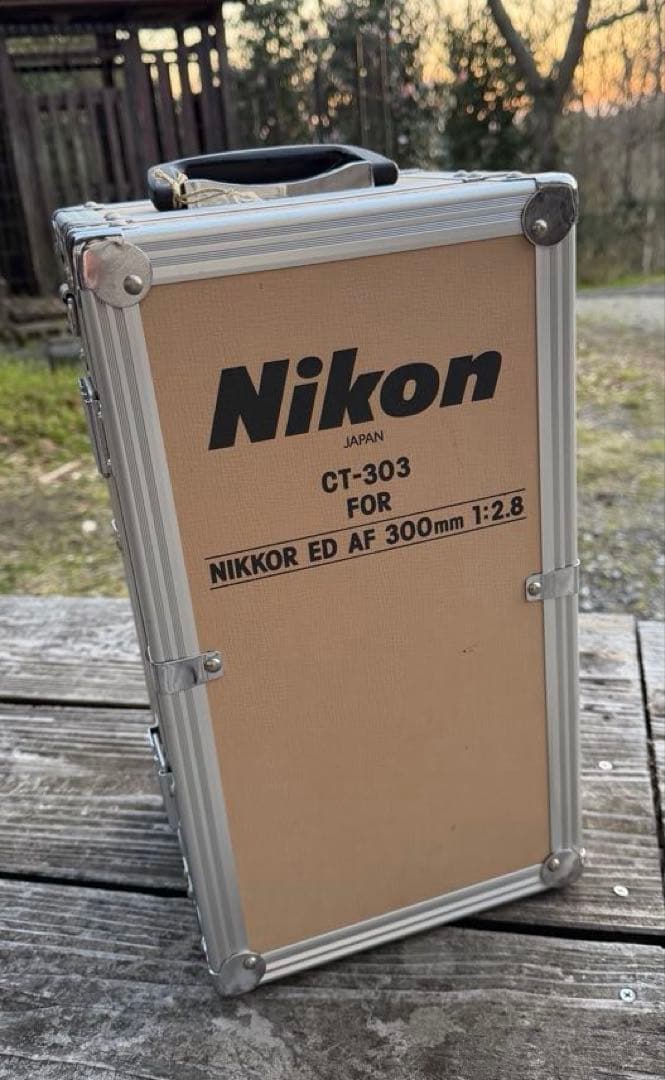Nikon AF NIKKOR 300mm f2.8 ED IF ケース付