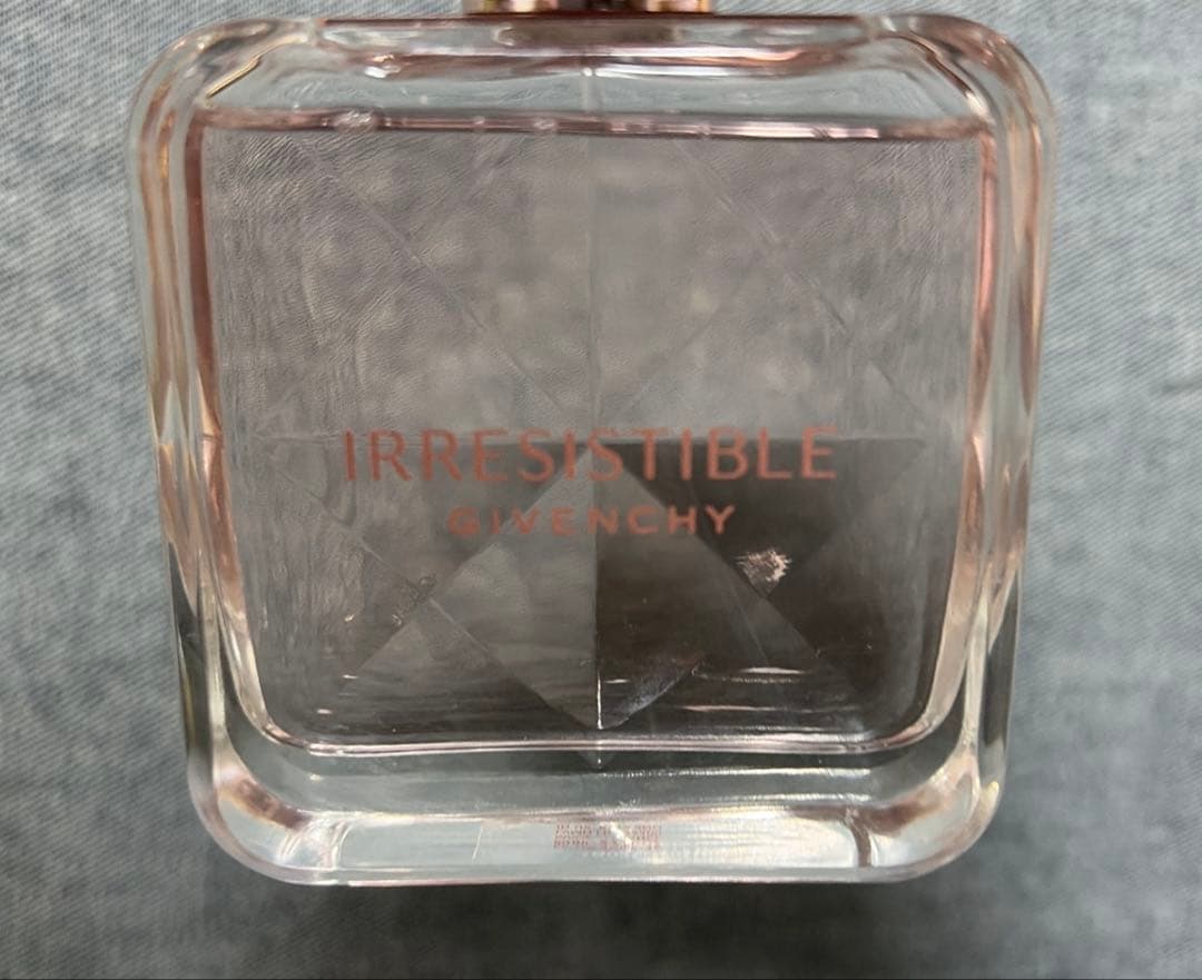 GIVENCHY ジバンシー イレジスティブル オードトワレ 80ml