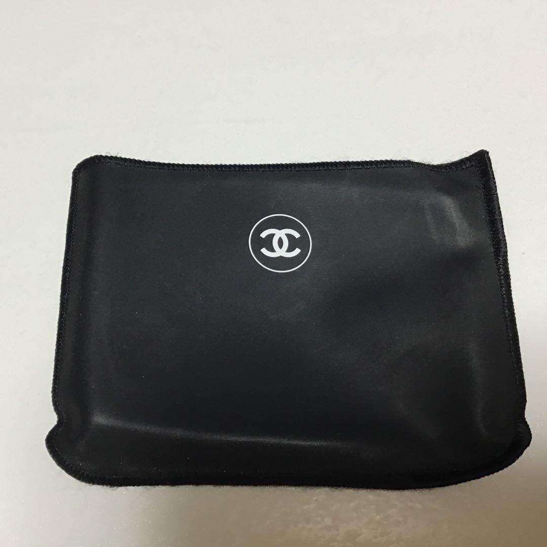 CHANEL ルブランコンパクトファンデーション