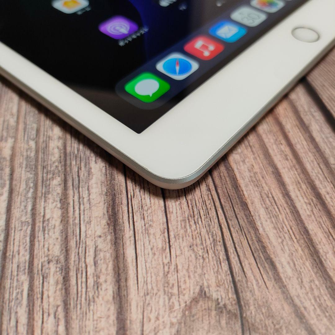 iPad 第7世代 128GB SIMフリー シルバー バッテリー97% 美品