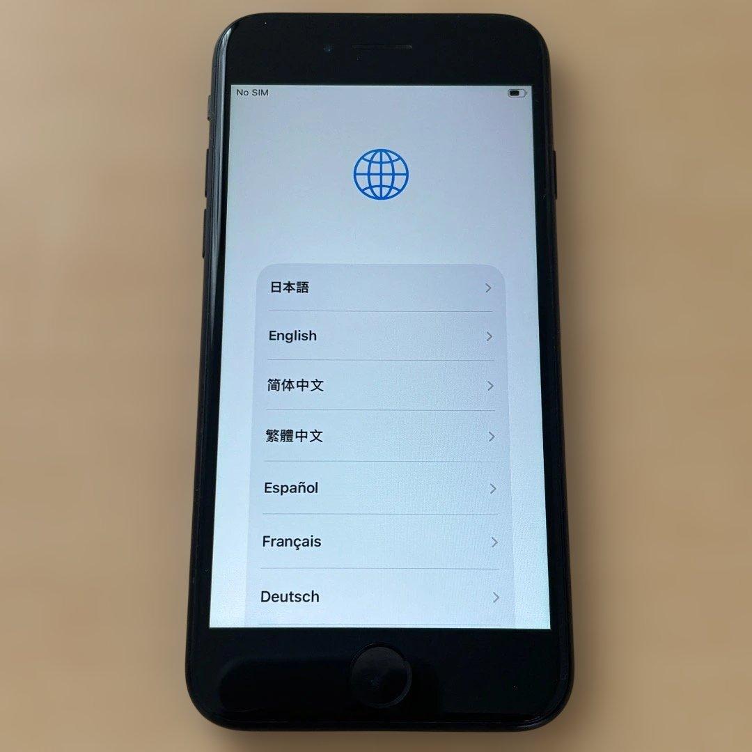iPhone SE (第2世代) 128GBブラック バッテリー100%