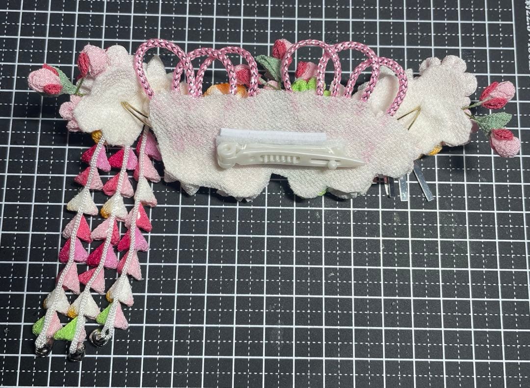 YUN　犬用バレッタ　つまみ細工