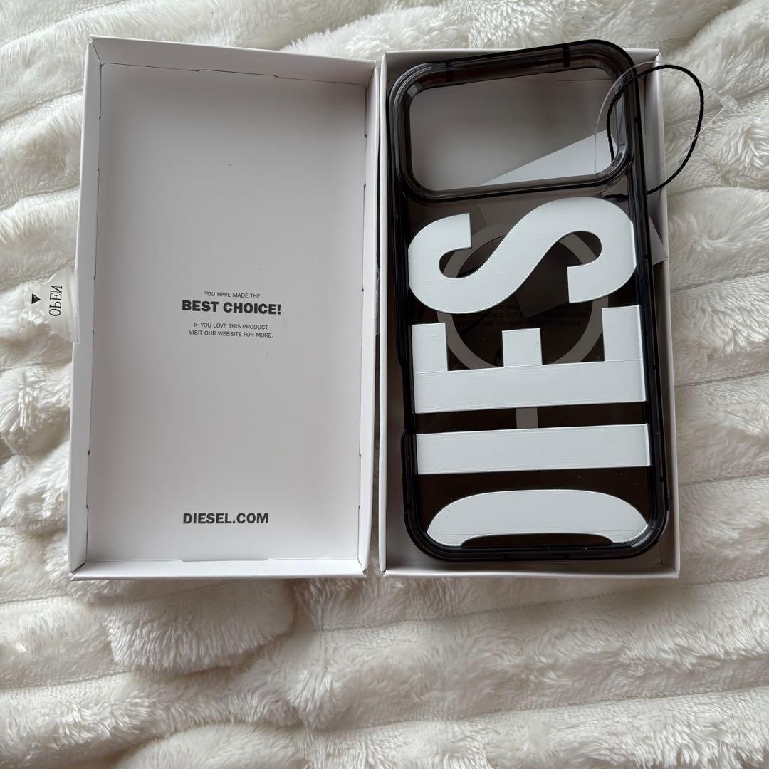 iPhone17Pro Max ケース 新品 DIESEL MagSafe