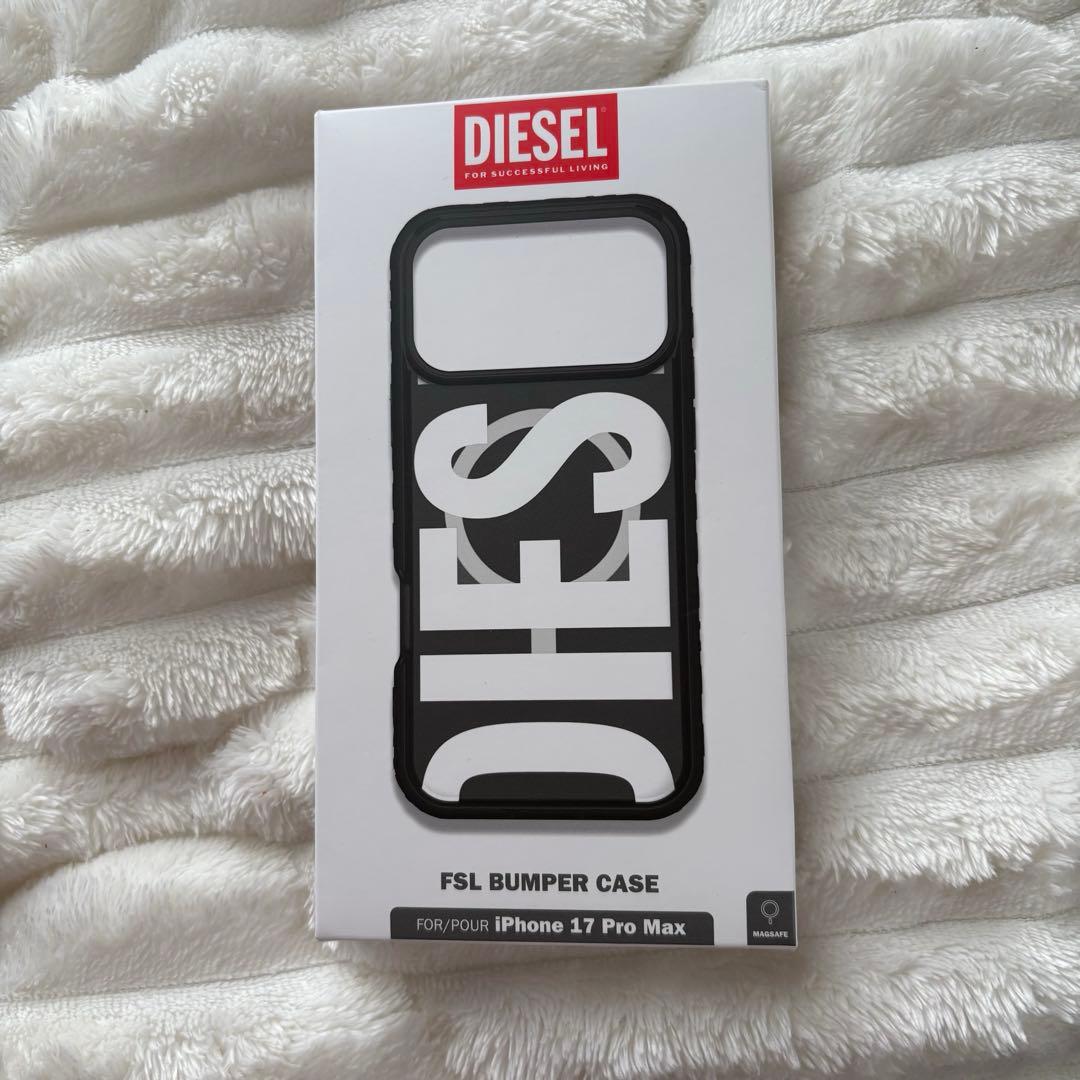 iPhone17Pro Max ケース 新品 DIESEL MagSafe