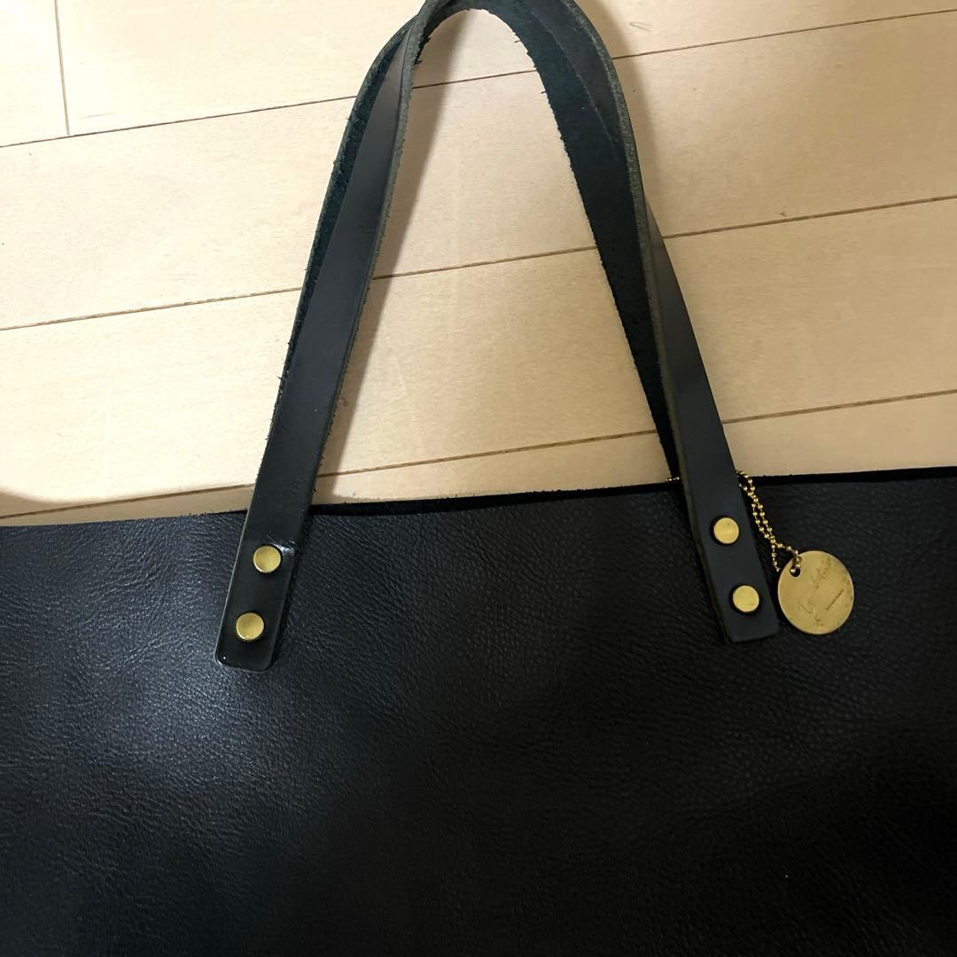【美品】大きめレザー トートバッグ　姫路＆栃木レザー　大きめ 本革 牛革　黒