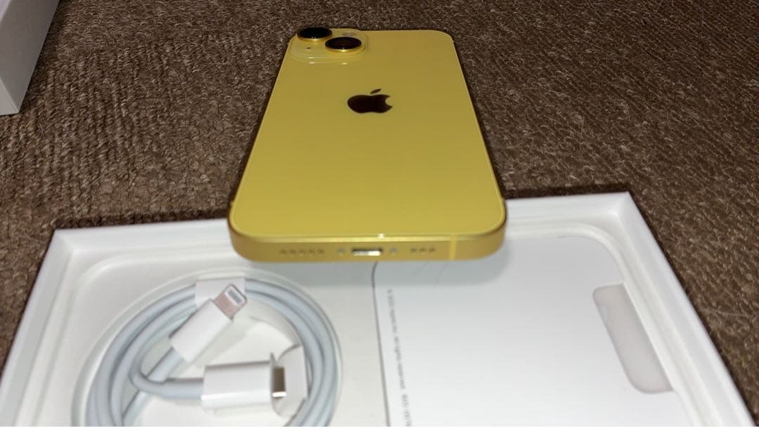 Apple iPhone 14 イエロー本体 128GB 正規新品バッテリー