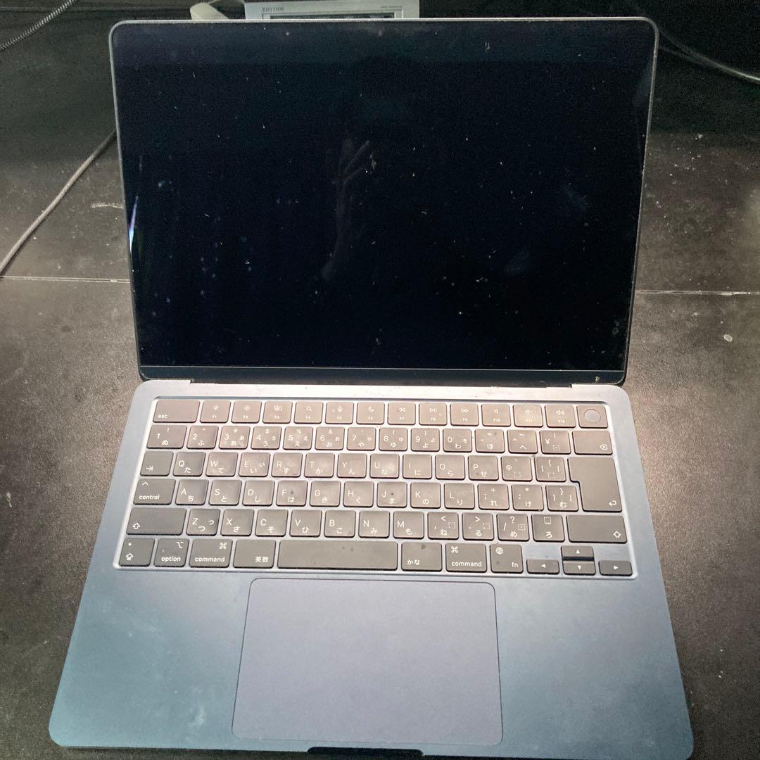 2022 M2 MacBook Air 13.6インチ