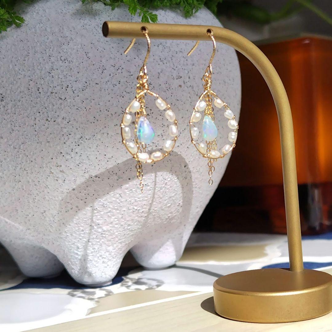 １4Kgf天然石 レースのパールとオパールのキラメキとチェーンの揺らぎピアス