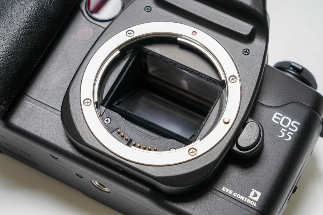 Canon EOS55 フィルム一眼レフカメラ