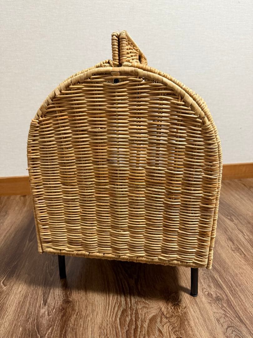 IKEA ウートソッド　ラタン製ドーム型キャットハウス