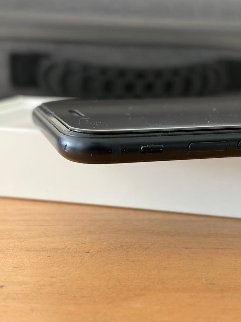 Apple iPhone SE (第3世代) 本体128GB