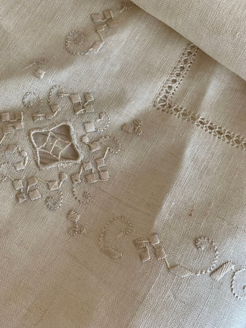 フランスアンティーク手刺繍クロス＆ドイリー＆オランダマーストリヒトコンポティエ