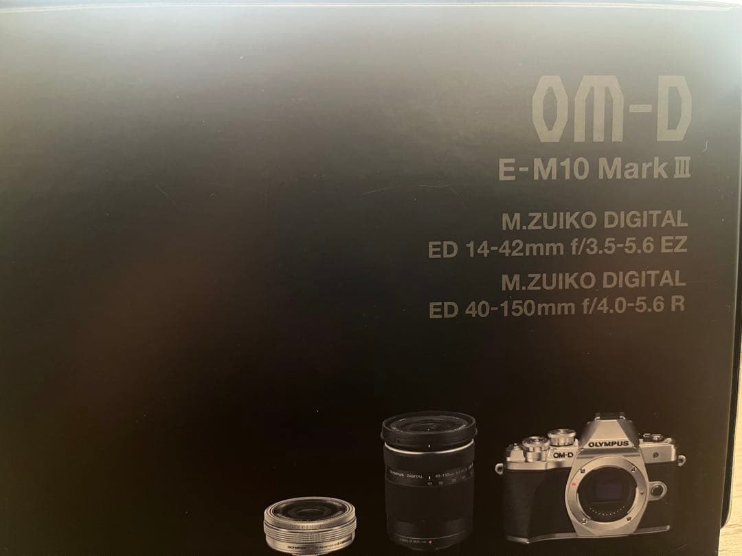 Olympus OM-D E-M10 Mark III シルバー