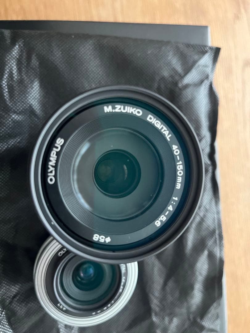 Olympus OM-D E-M10 Mark III シルバー