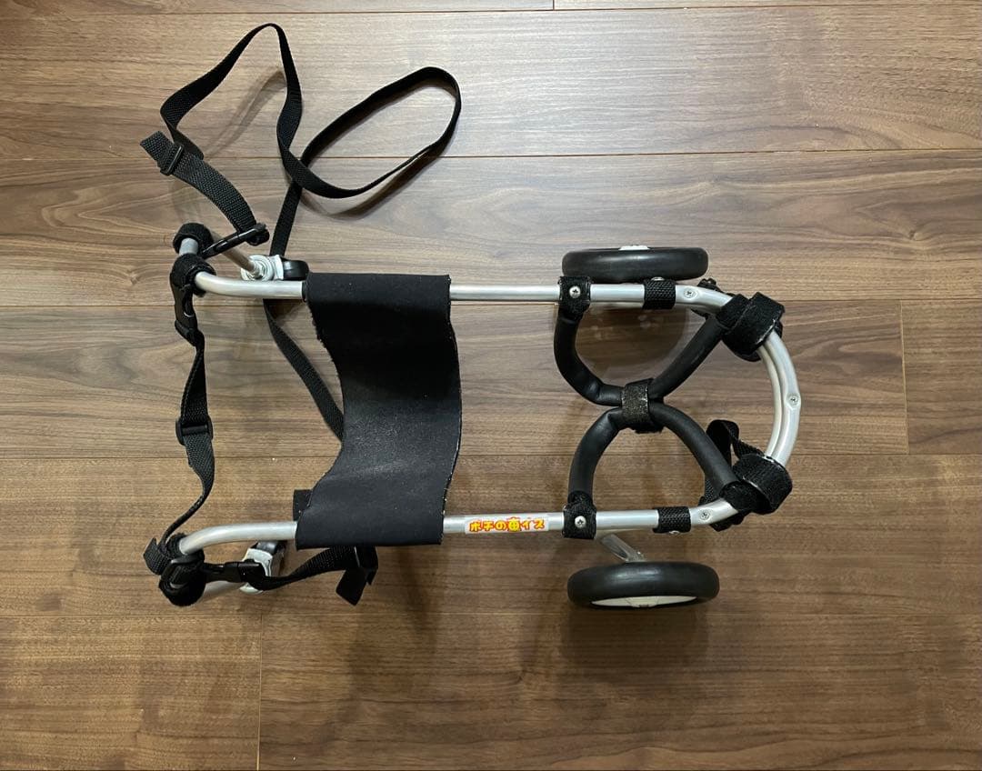 軽量　ポチの車イス　4輪　アルミ製　小型犬