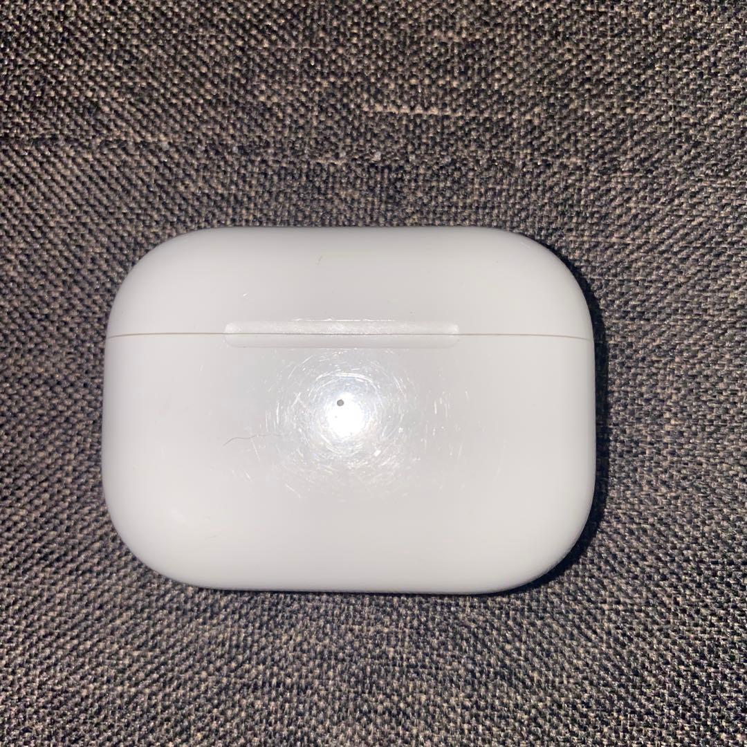 apple airpods pro第一世代　イヤホン
