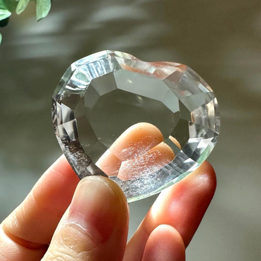 ペ*ん様 レムリアン　水晶　ハート　48.8g 天然石　高品質　レムリア　レムリ