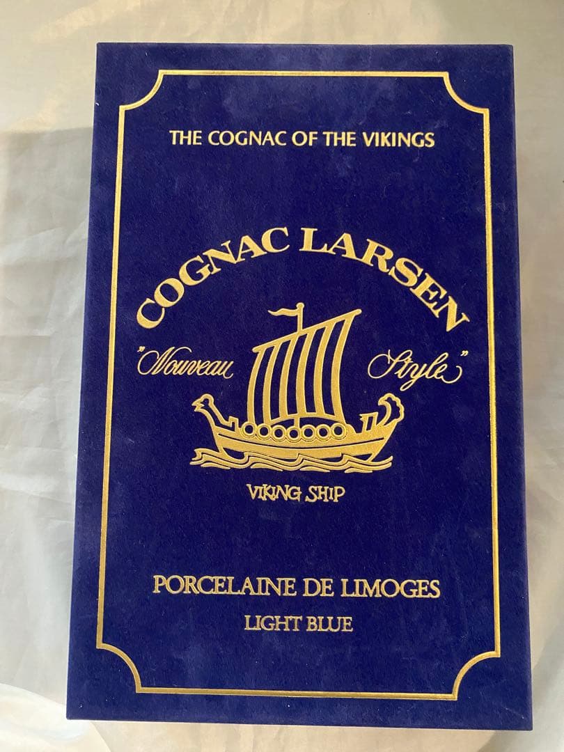 LARSEN COGNAC INVINCIBLE 船型 Light Blue