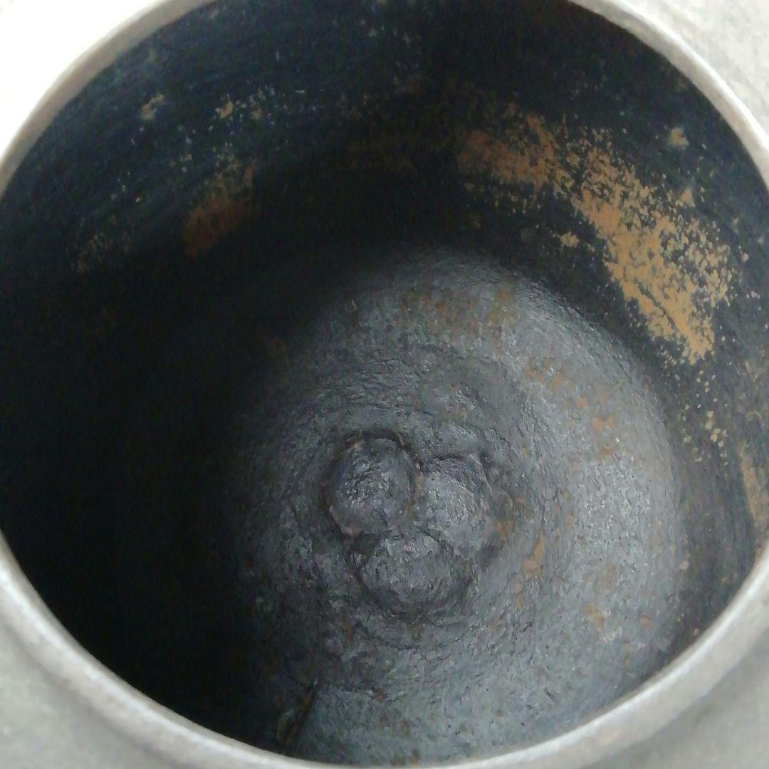 Ｗ１３３　茶釜　『竹地紋　筒釜』『釜師　角谷莎村』『鉄釜』　共箱　茶道具